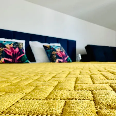 בית אירוח Goscinne Teligi 1 - Adriana מיילנו