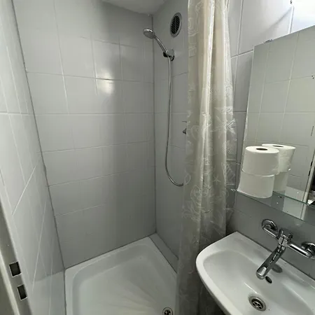 בית אירוח Goscinne Teligi 1 - Adriana מיילנו