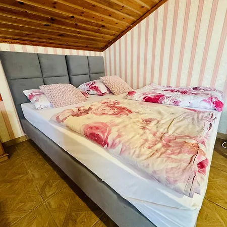 Goscinne Teligi 1 - Adriana Privatunterkunft *