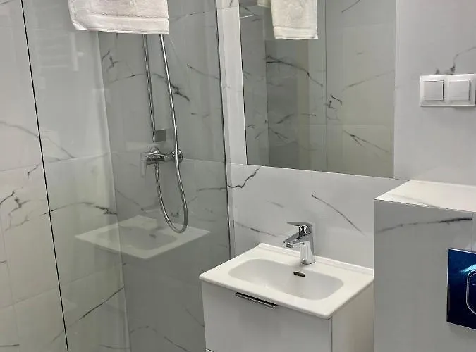 Goscinne Teligi 1 - Adriana Проживание в семье