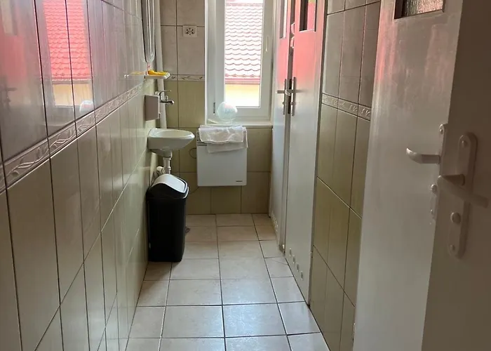 Goscinne Teligi 1 - Adriana Проживание в семье