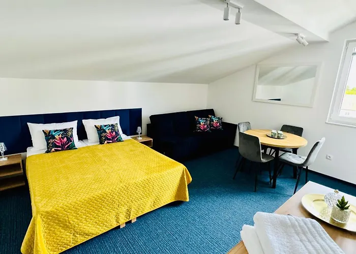 Goscinne Teligi 1 - Adriana Проживание в семье Мельно