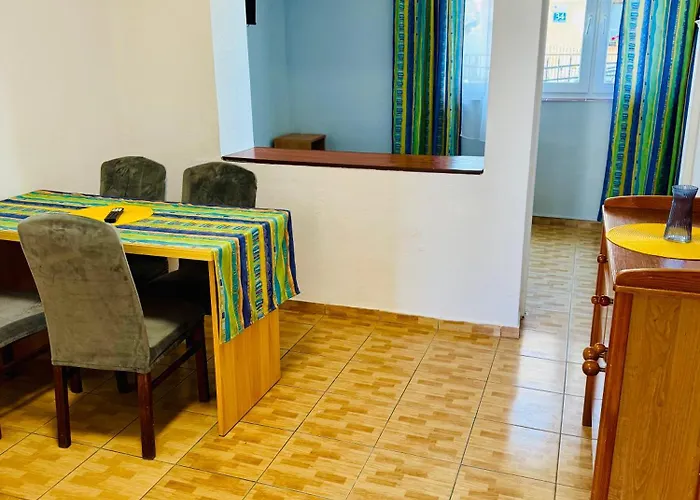 Проживание в семье Goscinne Teligi 1 - Adriana