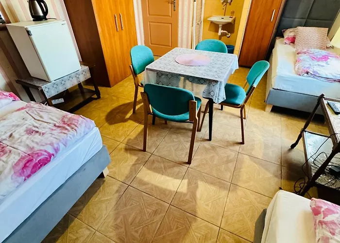 Проживание в семье Goscinne Teligi 1 - Adriana *