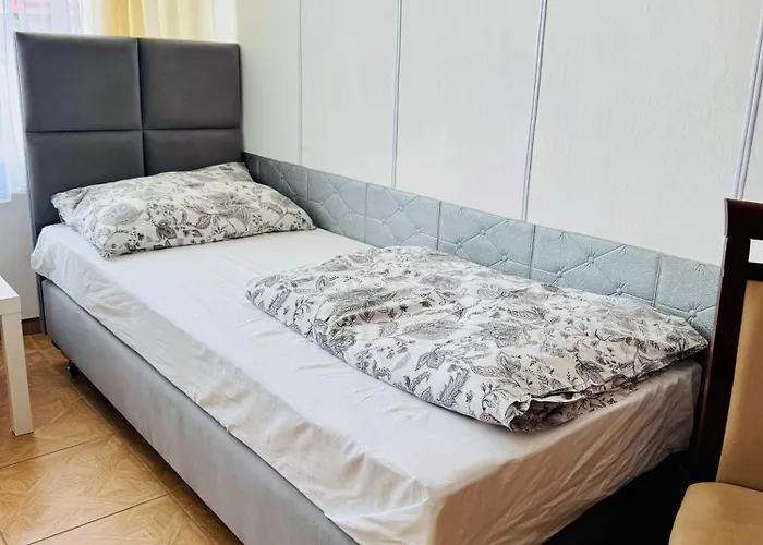 Goscinne Teligi 1 - Adriana